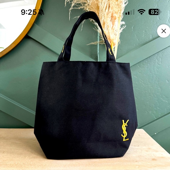 Yves Saint Laurent YSL Tote Bag Black Gold Embroidery Logo New - Picture 1 of 4
